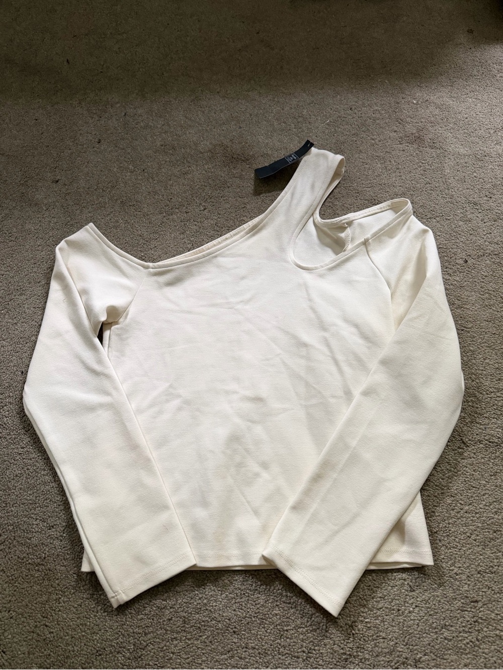Abercrombie & Fitch NWTS Off-Shoulder Long Sleeve Women's Top in Cream